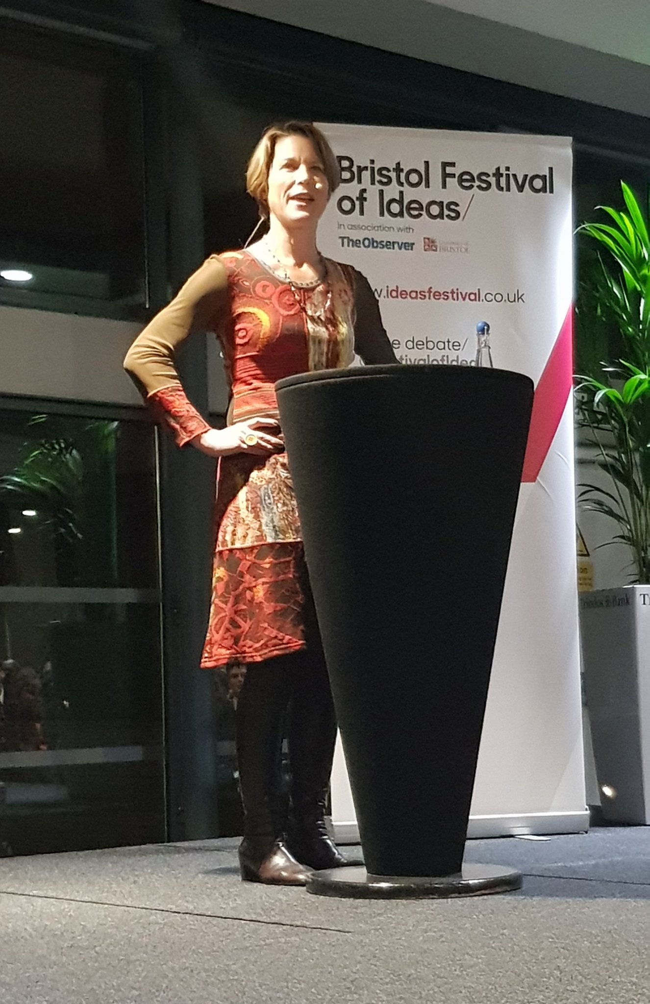 @FestivalofIdeas @MyStephanomics Interesting talk tonight by Stephanie, past, present and future of UK economies with plenty of ideas. https://t.co/xSOEbstjED